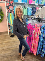 Lulu-B Linen Travel Jacket – lightweight, washable linen with chest pockets & a flattering fit. Perfect for layering. 
