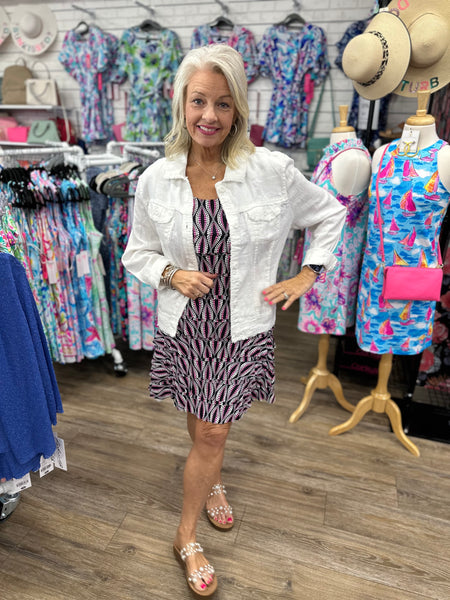 Lulu-B Linen Travel Jacket – lightweight, washable linen with chest pockets & a flattering fit. Perfect for layering. 