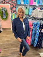 Lulu-B Linen Travel Jacket – lightweight, washable linen with chest pockets & a flattering fit. Perfect for layering. 
