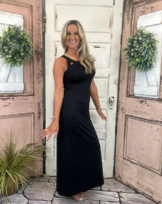 Women’s maxi dress with cutout back featuring a straight silhouette and UPF50 sun protection fabric, perfect for summer vacations, beach outings, and warm-weather events.