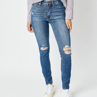 Mid-Rise Tummy Control Destroy Skinny Jeans
Judy Blue