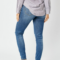 Mid-Rise Tummy Control Destroy Skinny Jeans
Judy Blue