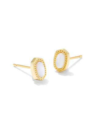 Mini Ellie Gold Stud Earrings in Ivory Mother-of-Pearl
Silhouette | Mini Ellie stud with signature hoofprint frame
Stone | Ivory Mother-of-Pearl
Metal | 14k gold plating
Dimensions | 0.31"L x 0.21"W
Closure | Post back