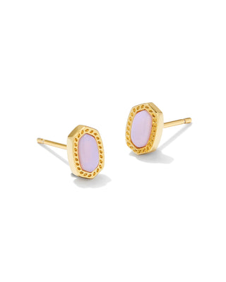 Stone | Pink Opalite Crystal
Finish | Gold tone
Design | Petite signature shape framed by hoofprint detailing
Style | Stud earrings
Dimensions | 0.31'L X 0.21'W