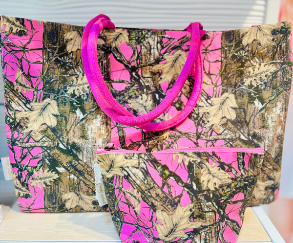 Simply Southern 
pouch and tote set