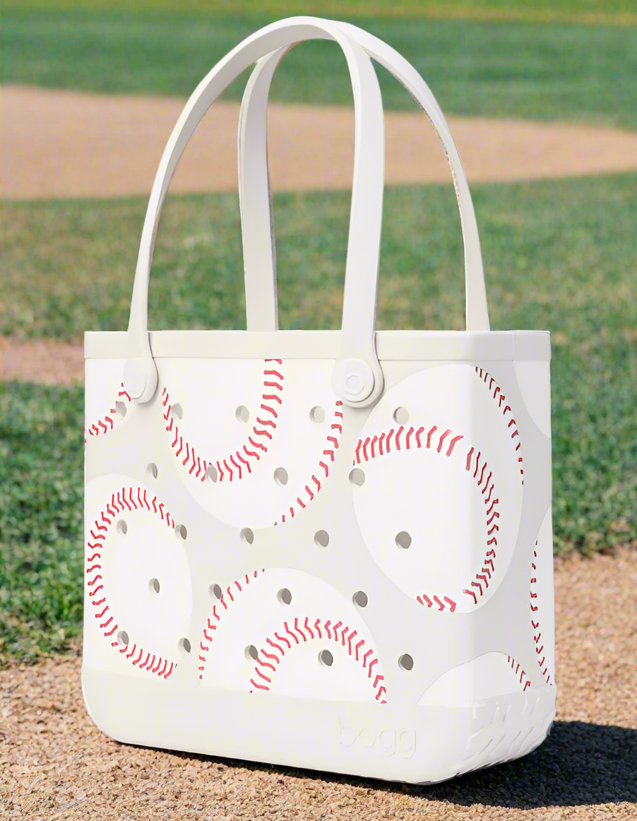 Bogg Bag 
Baseball 
Baseball bogg bag 
trending bag 
baseball mom 
travel bag