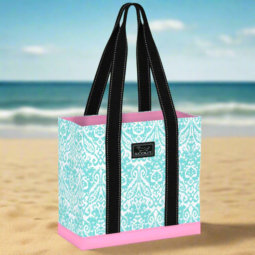 Scout Mini Deano - Take Me To Turq
Scout Bag
THE MINI-ME OF OUR #1 BAG OF ALL TIME. Not too big, not too small, this simple just-the-right-size tote has an open top and an interior zipper pocket. The structured design stands up on its own and is perfect for small grocery trips, carrying books to class, or toting road trip essentials. Lengthy straps offer comfortable carrying, even when the bag is full. To complete the set (for yourself or for gifting) check out the Original Tote Large.

