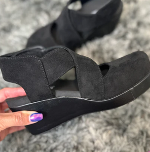 Case Closed - Black Faux Suede