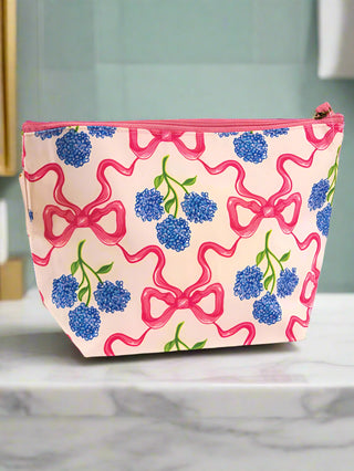 Simply Southern 
Simply Southern Cosmetic Bag 
Pink Bows & Hydrangeas
 