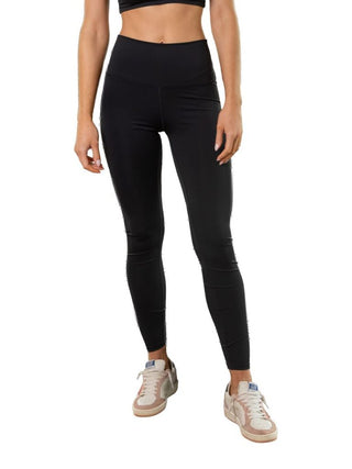 Simply Southern black full length leggings with high waist and fitted leg.