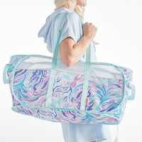 Perfect for keeping in the trunk of your car or in your bag this pop up tote twists down &amp; collapses into a storage pouch. Easily carry all your beach or pool needs in it as well.