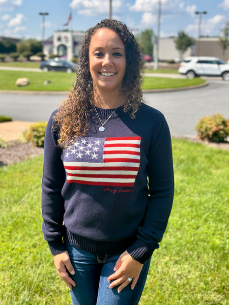 Simply Southern Preppy Crew Sweater 🇺🇸 Features American flag design, round neck & oversized fit. 100% cotton—classic preppy style made comfy!