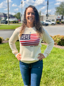 Simply Southern Preppy Crew Sweater 🇺🇸 Features American flag design, round neck & oversized fit. 100% cotton—classic preppy style made comfy!