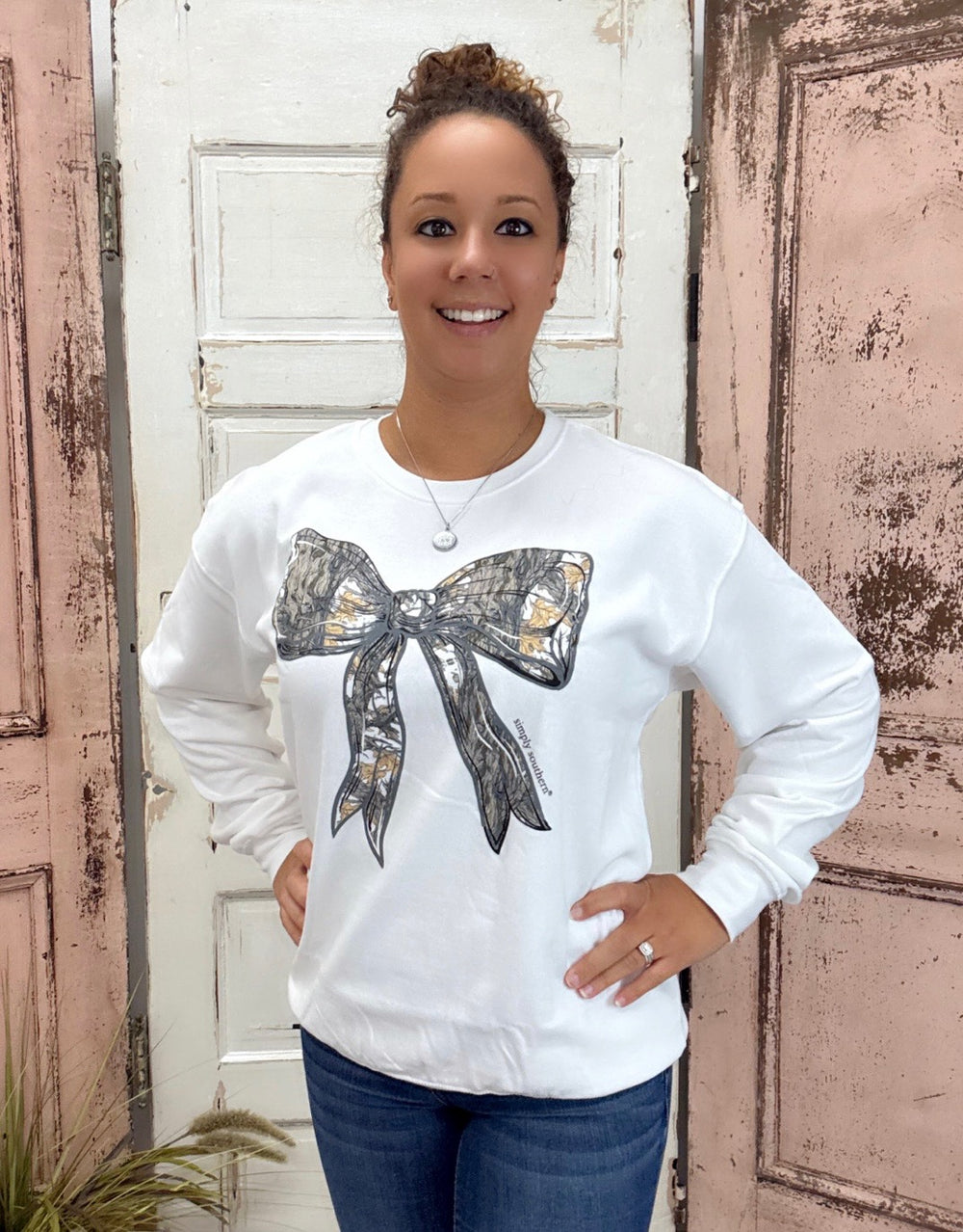 Simply Southern Crew 
Camo Crew 
Camo Bow Crew 
Trendy Sweatshirt