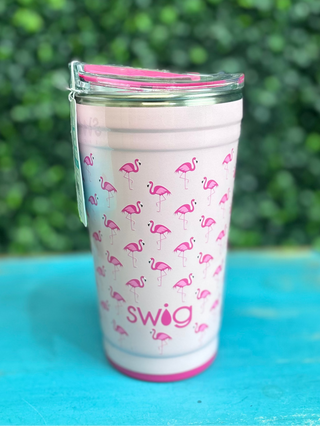 Swig Cup
Swing Party Cup
holds 24oz
Pattern: light pink background with hot pink flamingos all over the cup.