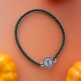 Designed to pull back your hair in the same way any headband would. The new TELETIES HEADBAND&nbsp;is both functional and stylish. It features all the benefits of our hair ties paired with a comfortable new rubber branding piece designed to prevent slippage. Wear it just above the back of the neck for the ultimate comfort and hold. The TELETIES HEADBAND&nbsp;looks just as great on your wrist as our original hair ties.