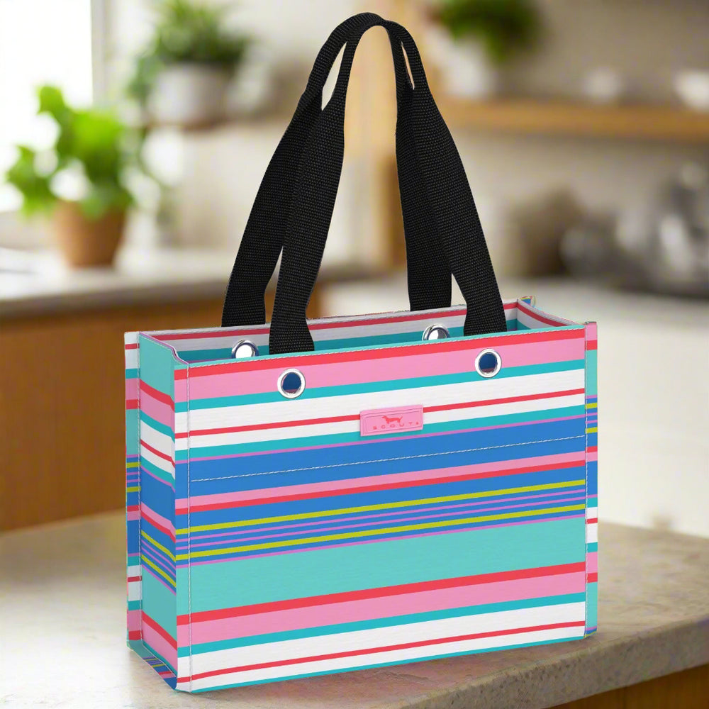 Scout Bag 
Tiny Package - Summer Friyay