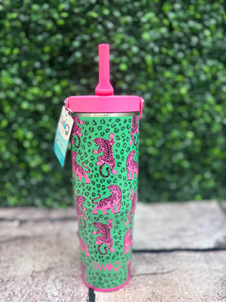 Design | Kelly green with pink tigers and black leopard print detail
Capacity | 30 oz.
Lid | Dual-threaded Flip + Sip leakproof lid
Straw | Curved flip tab for easy one-handed sipping; snaps shut for leakproof carry
Handle | Flex carry handle
Base | Cup holder-friendly