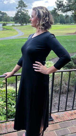 The Lulu-B V-Neck 3/4 Sleeve Maxi Dress in Black is crafted from a smooth, stretchy 92% Nylon / 8% Spandex blend that drapes beautifully and moves with you all day 