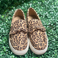 Step into chic comfort with the Corkys Why Knot Leopard Print Slip-On Shoes. Featuring a bold leopard print design, these stylish slip-ons are the perfect mix of comfort and fashion. Designed with a 1" heel and 0.75" platform, they provide just the right lift while keeping you comfortable all day. The closed-toe design makes them ideal for cool-weather wear, while the easy slip-on style ensures convenience. Pair them with jeans, leggings, or casual dresses for a trendy everyday look.