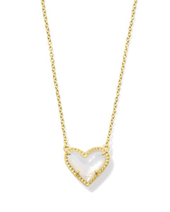 Ari Heart Short Pendant Gold Necklace in Ivory Mother of Pearl