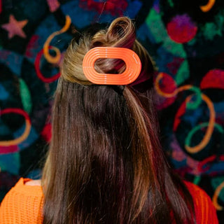 Say hello to effortless comfort with the all-new TELETIES Flat Round Hair Clip! Made from our signature nearly unbreakable material, this innovative clip is designed for ultimate ease—whether you're lying down, practicing yoga, or simply kicking back and relaxing.

✨ Why You'll Love It:
✔ Flat &amp; Comfy – No more discomfort while resting your head!
✔ Super Durable – Designed to last with our strong, flexible material.