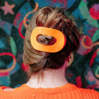 Say hello to effortless comfort with the all-new TELETIES Flat Round Hair Clip! Made from our signature nearly unbreakable material, this innovative clip is designed for ultimate ease—whether you're lying down, practicing yoga, or simply kicking back and relaxing.

✨ Why You'll Love It:
✔ Flat &amp; Comfy – No more discomfort while resting your head!
✔ Super Durable – Designed to last with our strong, flexible material.
