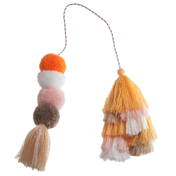 Introducing Bogg® Bag Baubles - The perfect accessory for your perfect Bogg Bag!  Add some pops of color with our NEW colorful tassels.  In two styles (solid and speckle), this new addition will be sure to make you smile.  Also, makes the perfect gift for your Bogg loving friends and family.