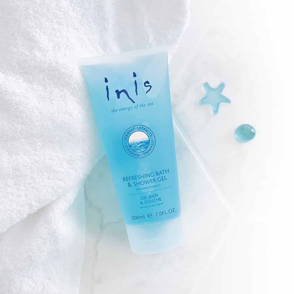 Experience our sulfate-free, blue gel blend! Enriched with seaweed, botanicals, and glycerin, it refreshes, hydrates, and cleanses for an ocean-fresh feeling. 🌊✨







