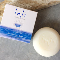 Indulge in luxury with our triple-milled round bar soap 🧼✨! Perfect for shower, bath, or travel, it gently cleanses and leaves your skin feeling refreshed and soft 🌿💧.







